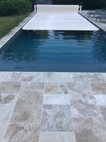 Agreable Chambre D Hote Avec Piscine Et Jacuzzi Thegra Exterior photo