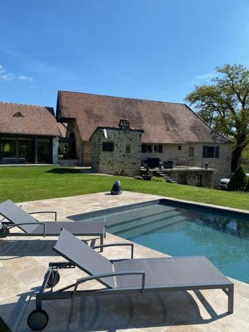 Agreable Chambre D Hote Avec Piscine Et Jacuzzi Thegra Exterior photo