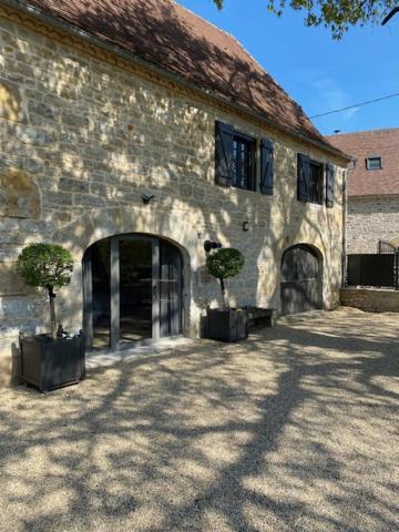 Agreable Chambre D Hote Avec Piscine Et Jacuzzi Thegra Exterior photo